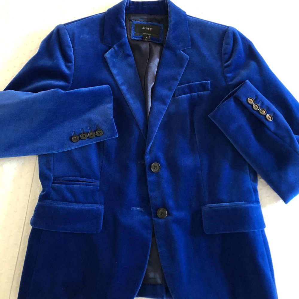 Blue Velvet Blazer-very cute!